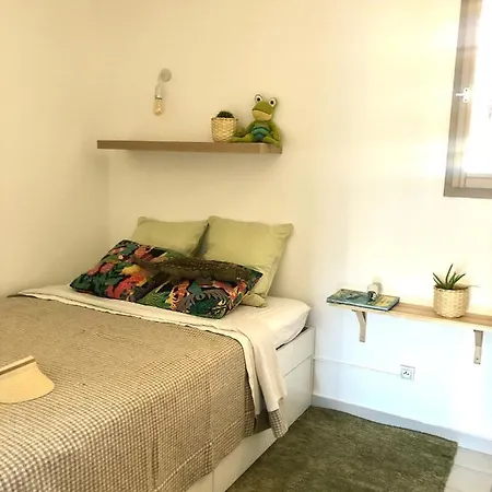 Le Sud Et Piscine شقة *