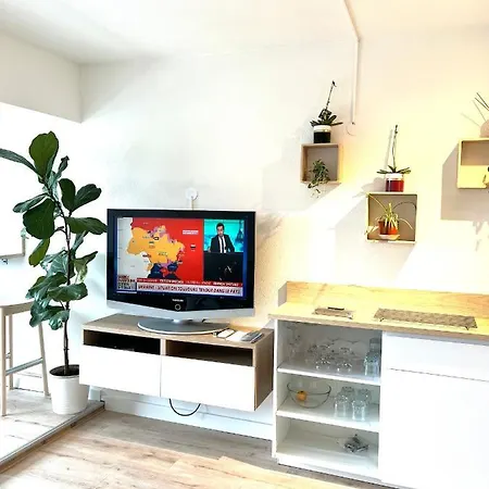 Le Sud Et Piscine شقة جاسّا