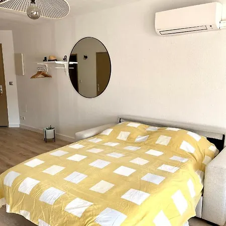 Apartment Le Sud Et Piscine Gassin